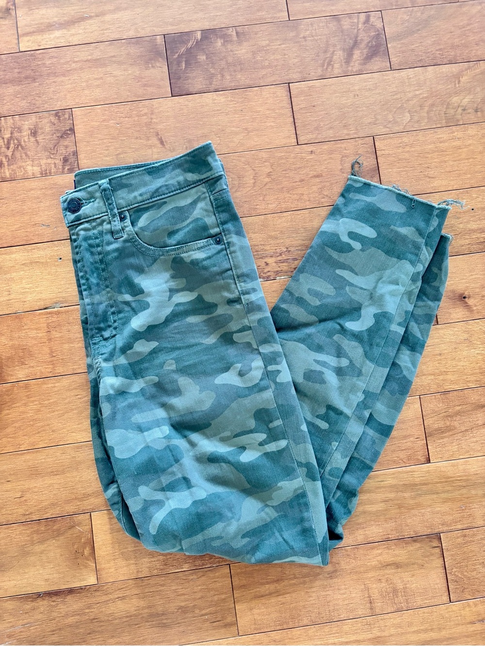 GAP True Skinny Green Camo Jeans